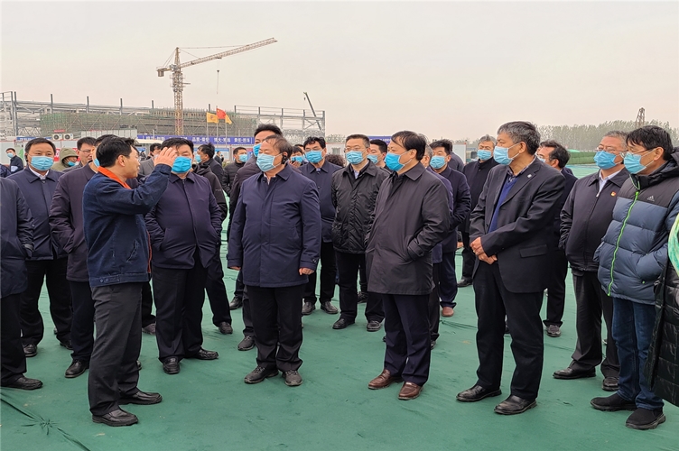 濮陽市市委書記宋殿宇現(xiàn)場指導工作_副本.jpg